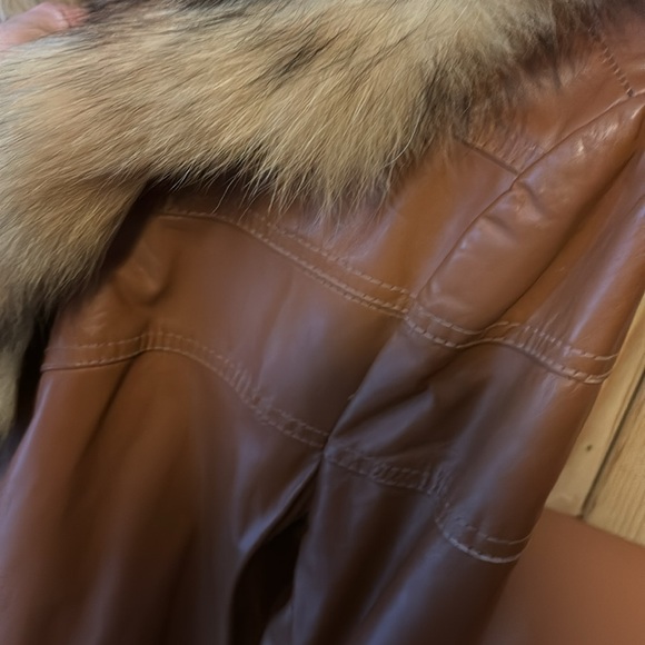 Vintage Leather Fox fur jacket - Picture 9 of 11